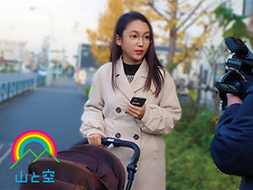 魚の身を丁寧にほぐし子に与えるお母さんが我が家で２穴家畜してきます…寝取らせ性癖の旦那を思って勝手に出演した本物ガチ素人妻さん専業主婦・戸田美々香（仮名）３３歳 寝取らせアナル承諾　サンプル画像04